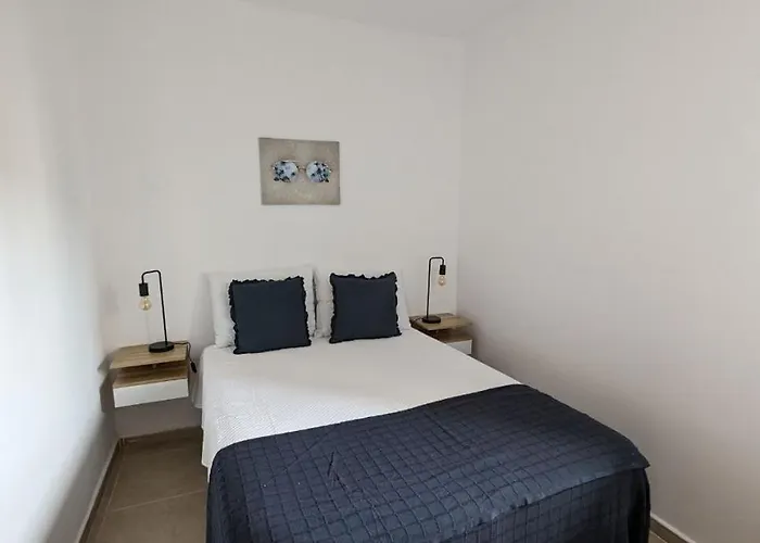 Apartamento En Roses Vistas Al Canal