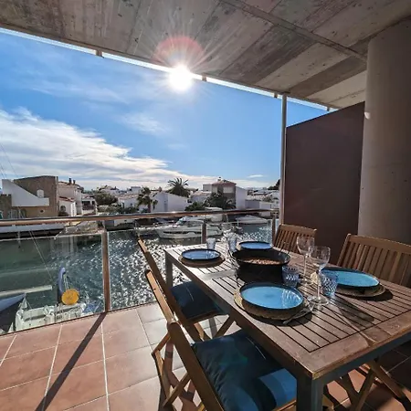 Apartamento En Roses Vistas Al Canal Exterior foto